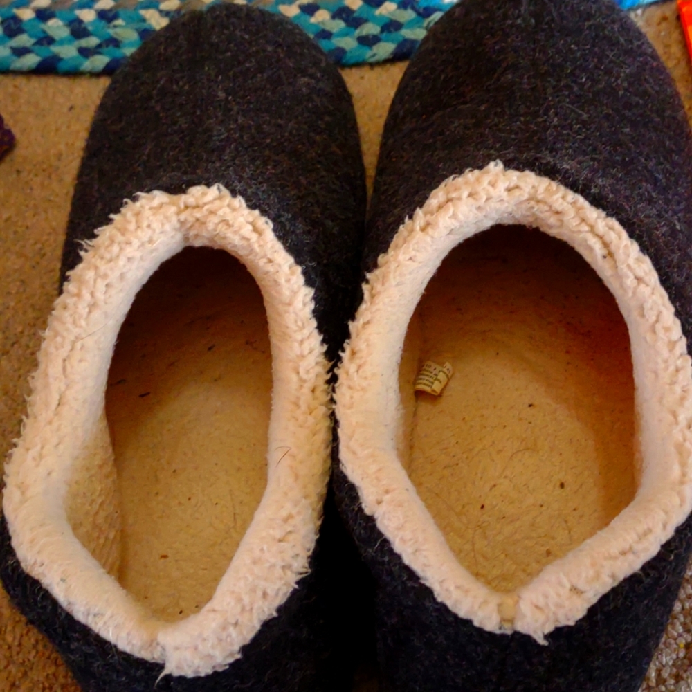 Slippers